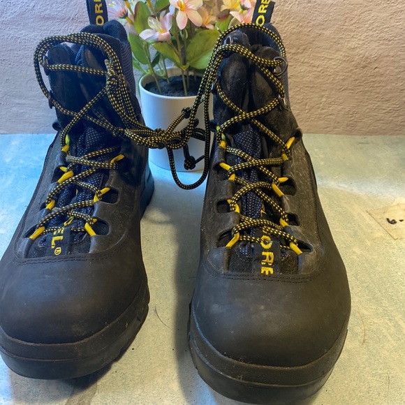 Sorel Other - Sorel boots SZ 9